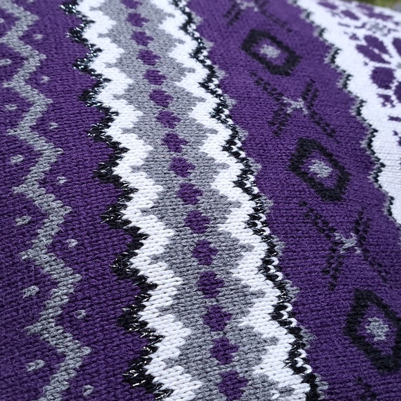 Vintage sweater size small - Picture 7 of 13